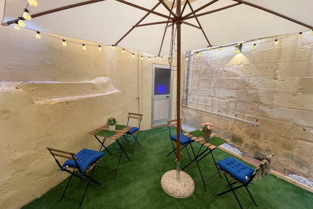 2 Bed Apt In Heart Of St Julians - 5Min From Seafront Saint Julian's Exterior photo